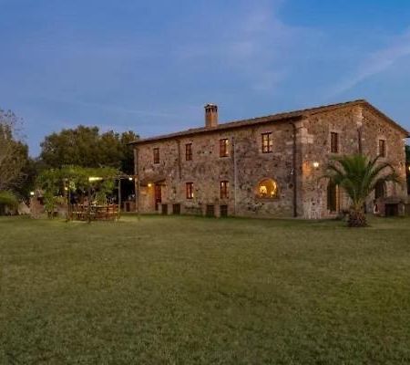 Villa La Lespa Wpool Biliardo And Lake View Casa Sant'Andrea Exterior foto
