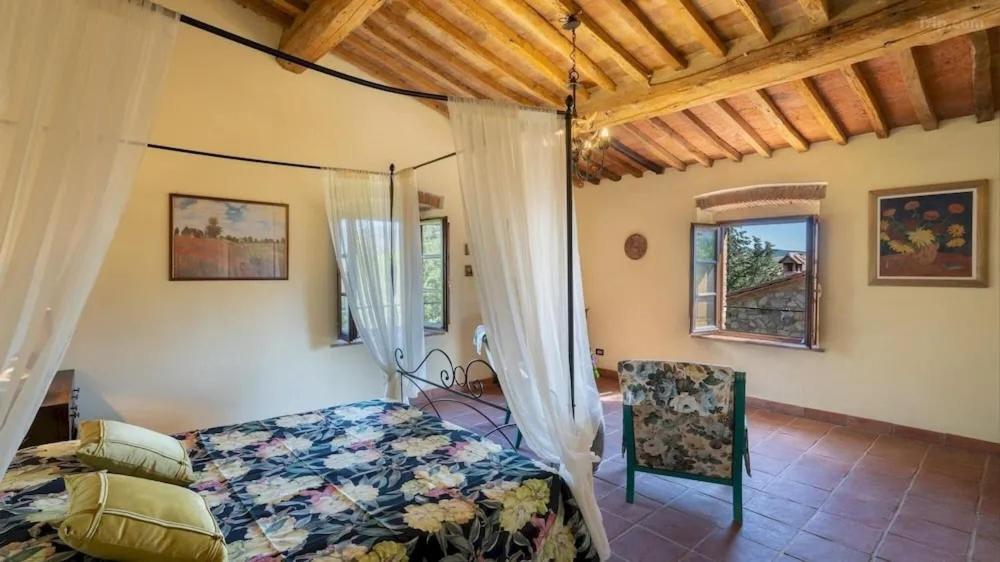 Villa La Lespa Wpool Biliardo And Lake View Casa Sant'Andrea Exterior foto